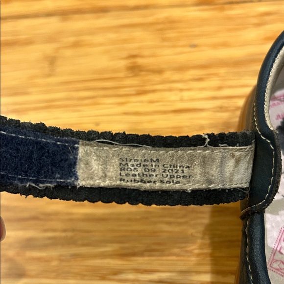 Livie & Luca Preppy Leather Mary Jane Navy Shoes Kids size 6M - Picture 4 of 5